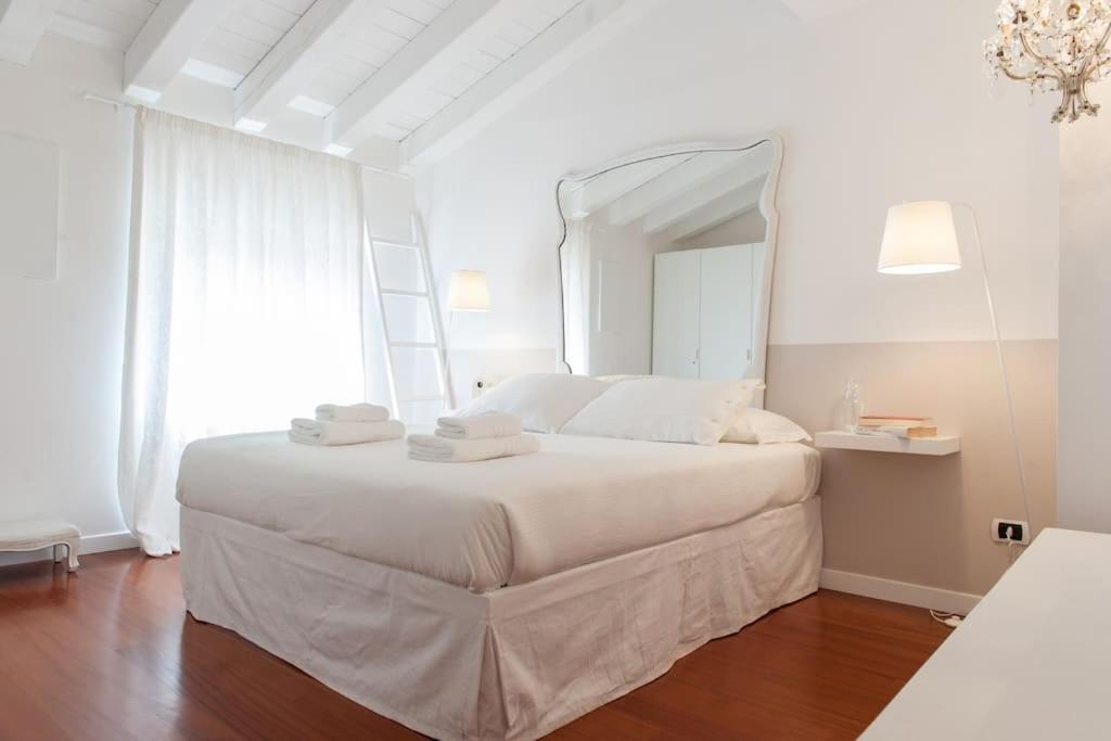 Di Tutto Punto In Centro A Vérone Extérieur photo