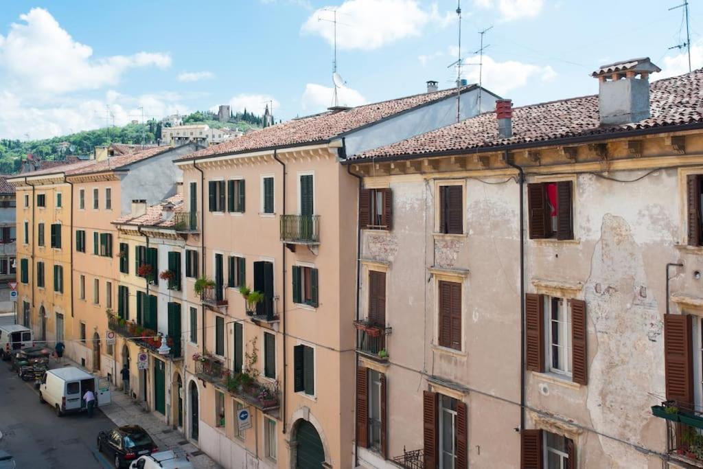 Di Tutto Punto In Centro A Vérone Extérieur photo